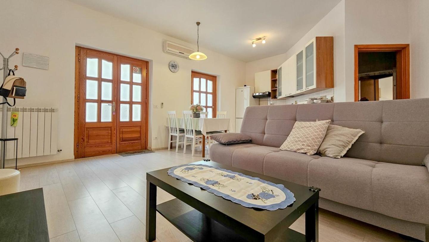 Zigante Apartment Новиград Екстериор снимка
