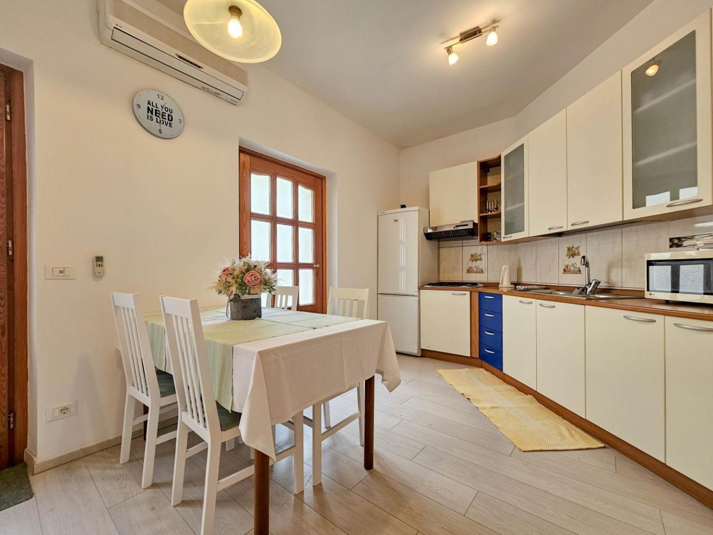 Zigante Apartment Новиград Екстериор снимка